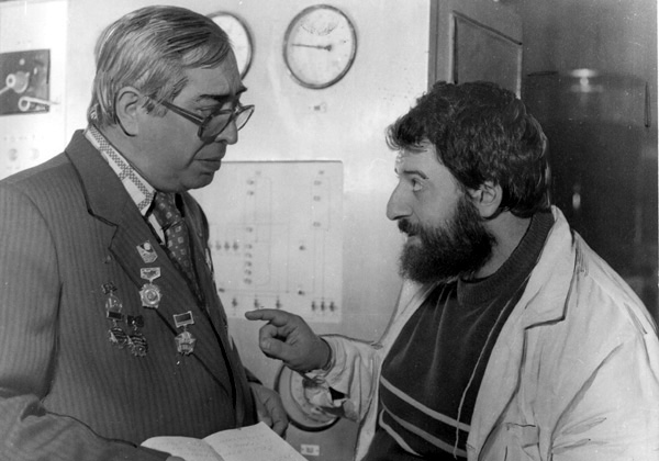 Кадры из Мерзавец (1990)