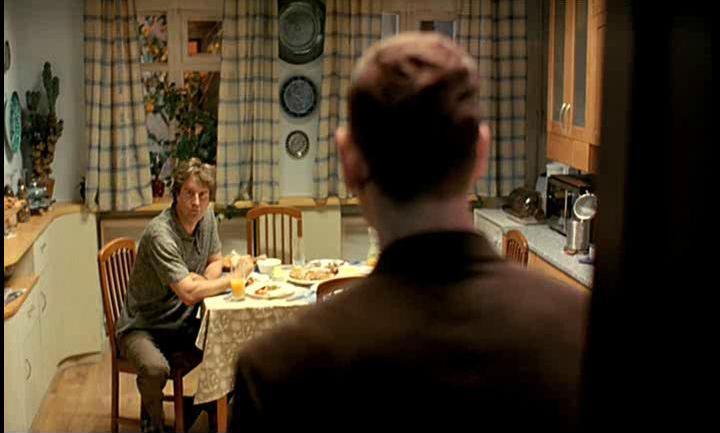 Кадры из Мой сводный брат Франкенштейн (2004)