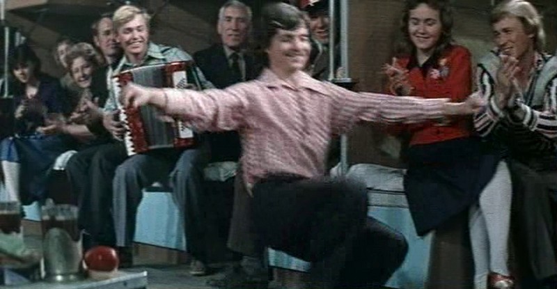 Кадры из Не плачь, девчонка (1976)