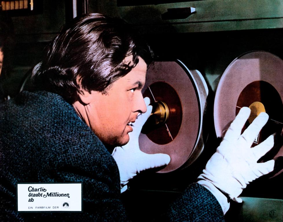 Кадры из Итальянская работа (1969)