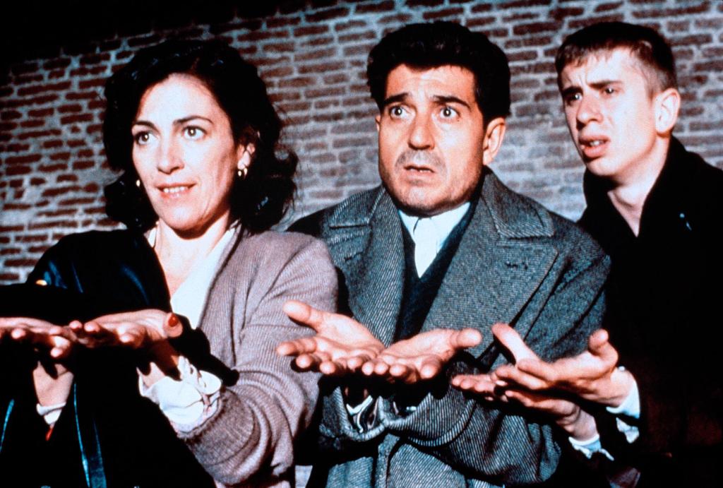 Кадры из Ай, Кармела! (1990)