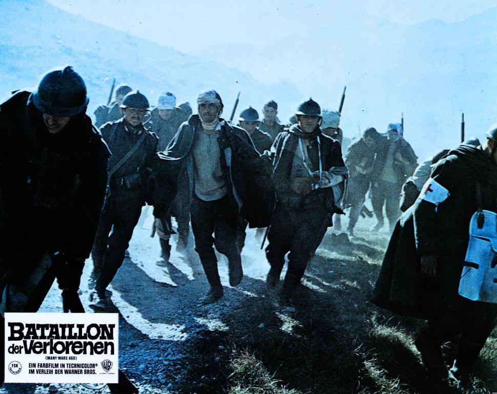 Кадры из Люди против (1970)