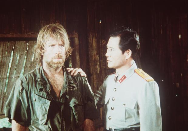 Кадры из Без вести пропавшие 2: Начало (1985)