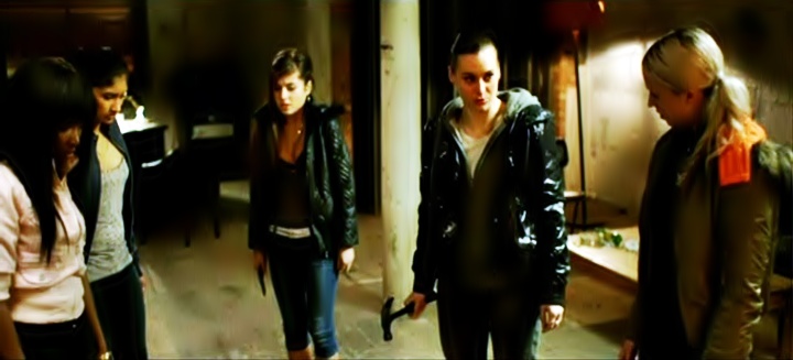 Кадры из Шалава (2011)