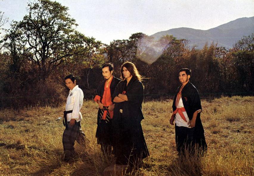 Кадры из Кровавые кулаки (1972)