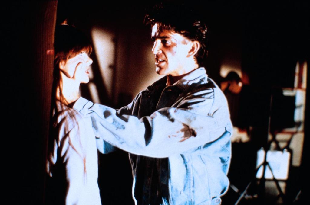 Кадры из Колдовская доска 2 (1993)