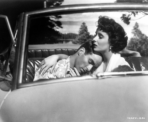 Кадры из Место под солнцем (1951)