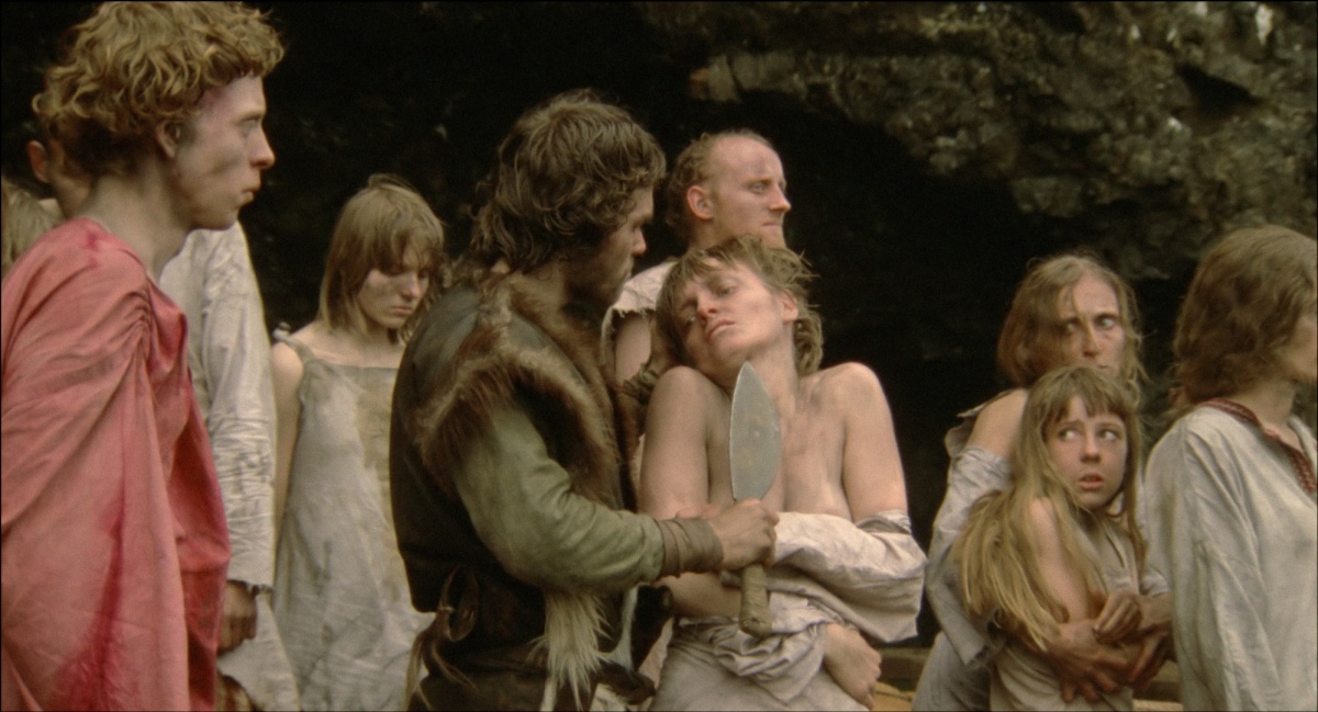 Кадры из Полет ворона (1984)