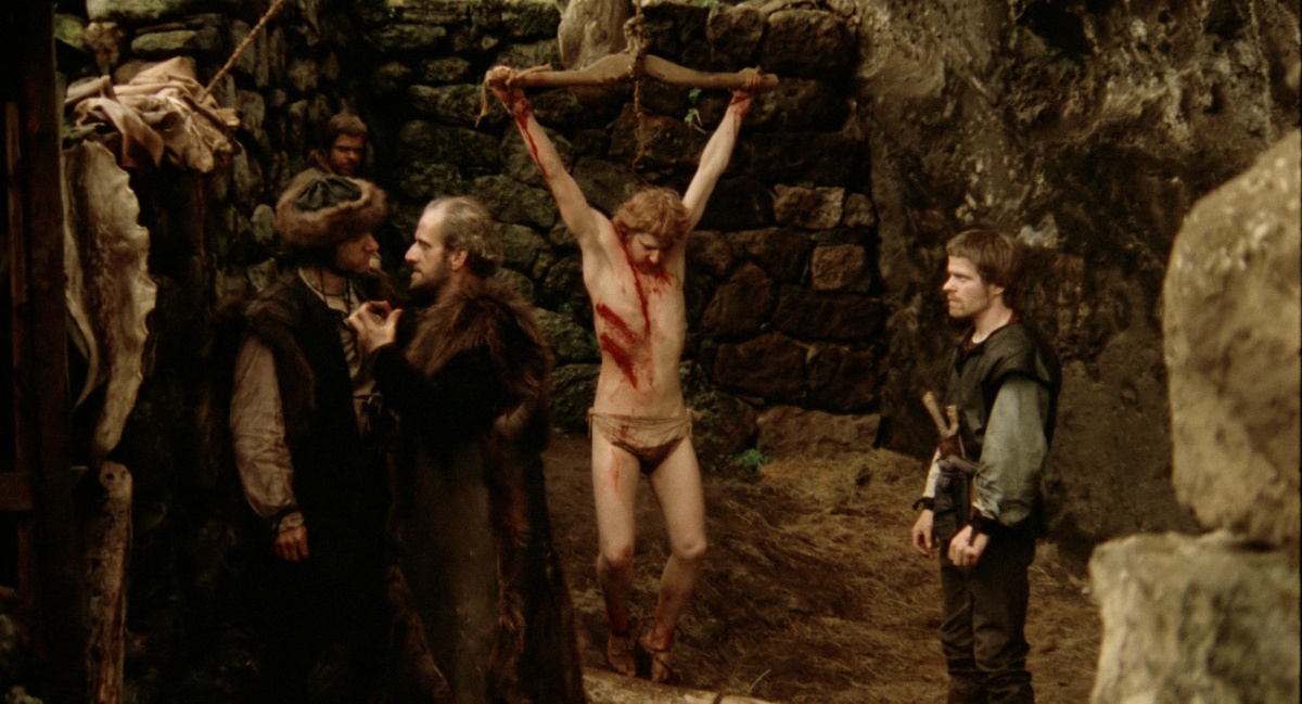 Кадры из Полет ворона (1984)