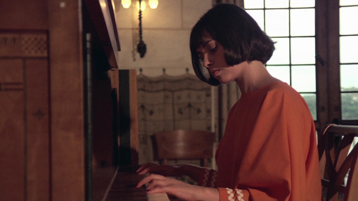 Кадры из Портрет Дорианы Грей (1976)