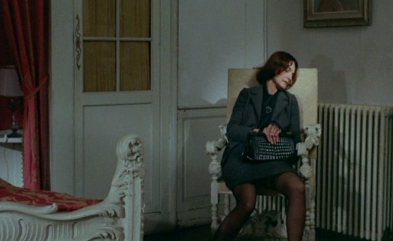 Кадры из Зверь (1975)