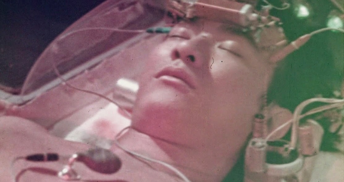 Кадры из Суперинфрамэн (1998)