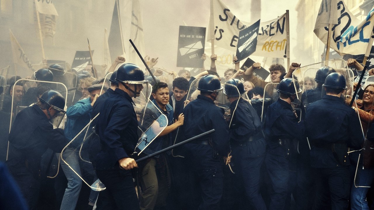 Кадры из 1985 (2022)