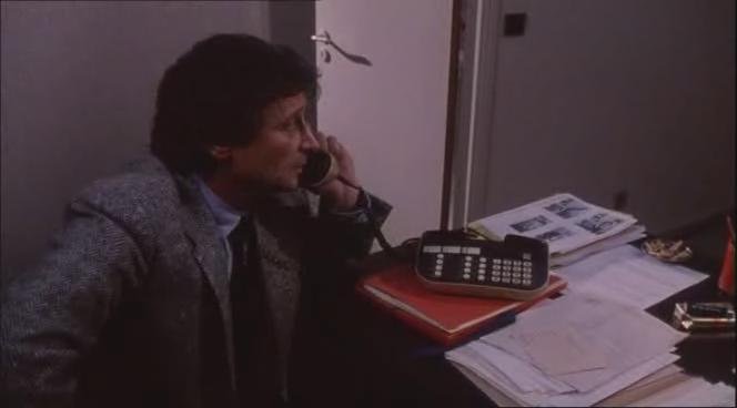 Кадры из Нож у горла (1986)
