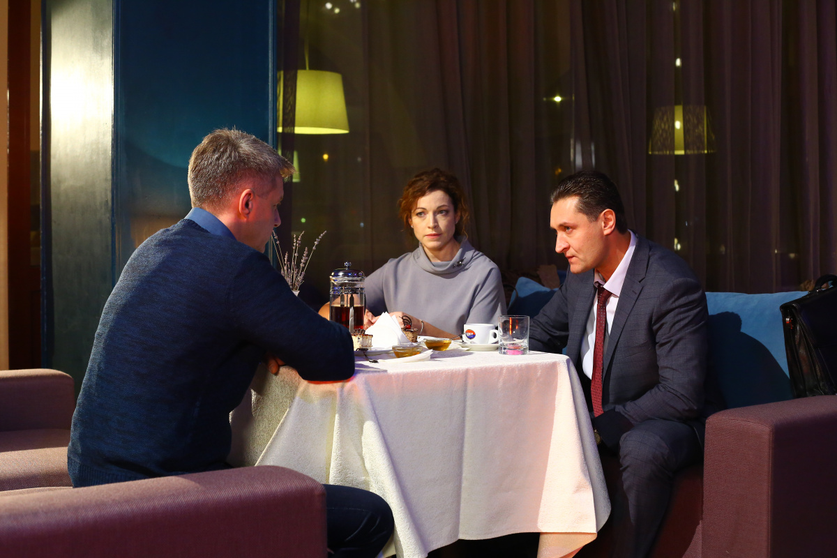 Кадры из Все могло быть иначе (2019)