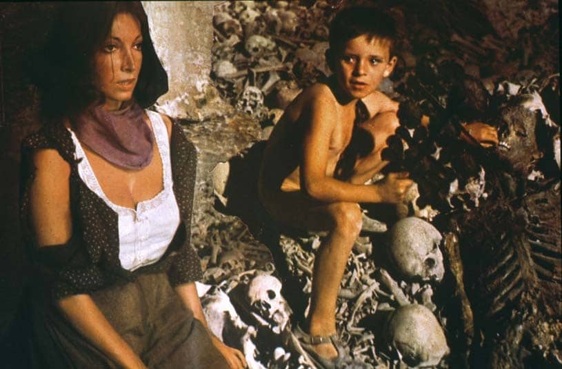 Кадры из Дерево Герники (1975)