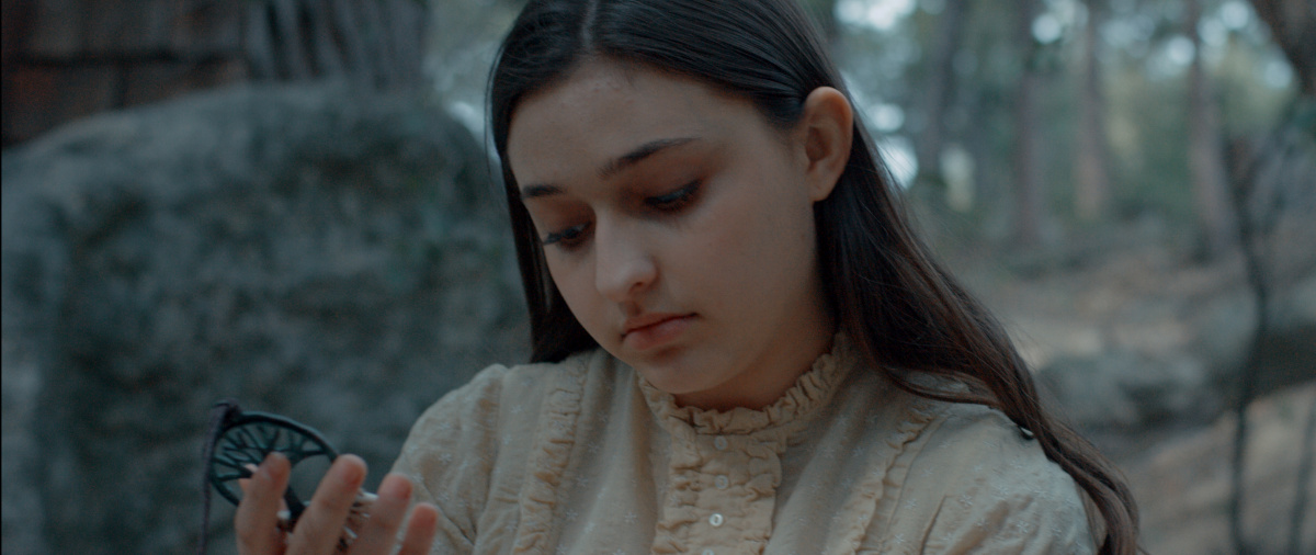 Кадры из Проклятие монахини Роуз / Рассвет (2019)
