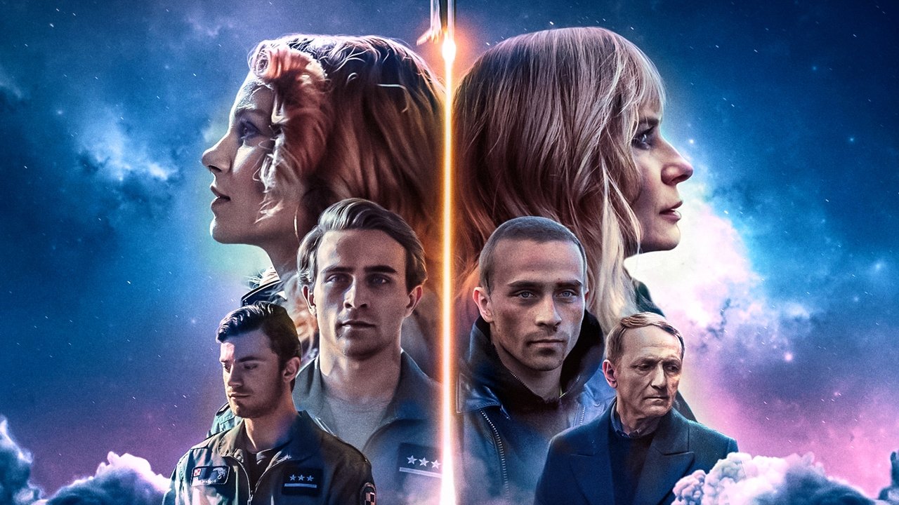 Кадры из Девушка и космонавт (2023)