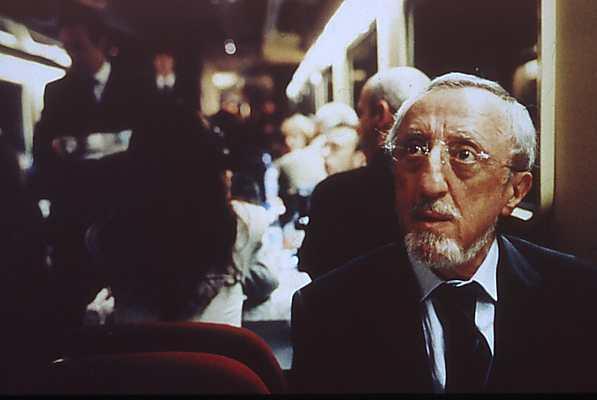 Кадры из Билет на поезд (2005)